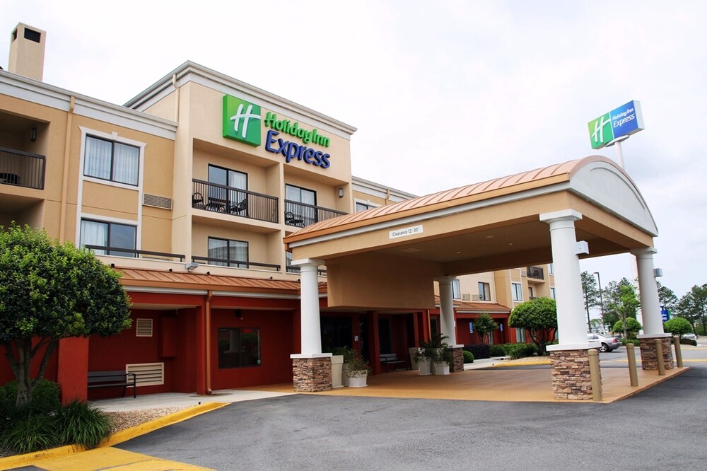 Holiday Inn Express Tifton by IHG - photo 22