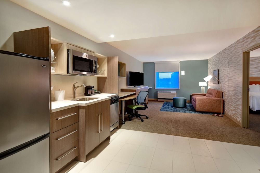 Home2 Suites by Hilton Boston South Bay - photo 13