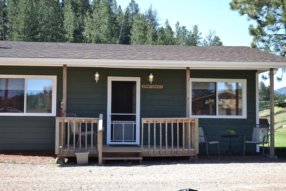 Black Elk Resort Cottages and RV Park - photo 11