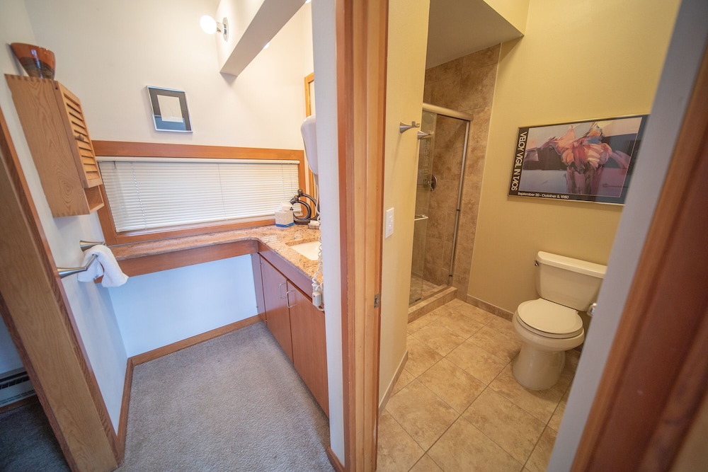 Tennis Townhomes 1326 - photo 37