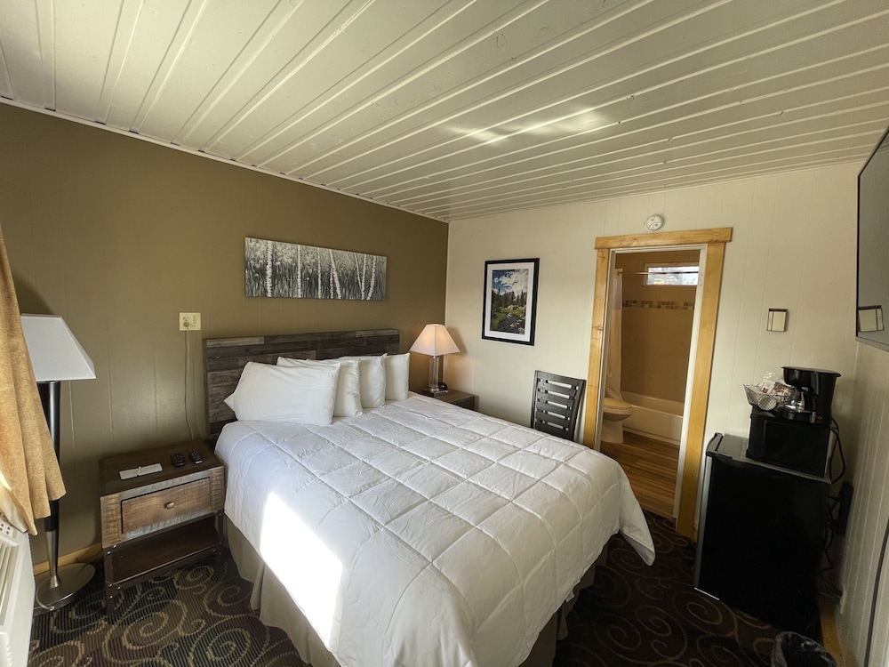 Estes Mountain Inn - photo 45