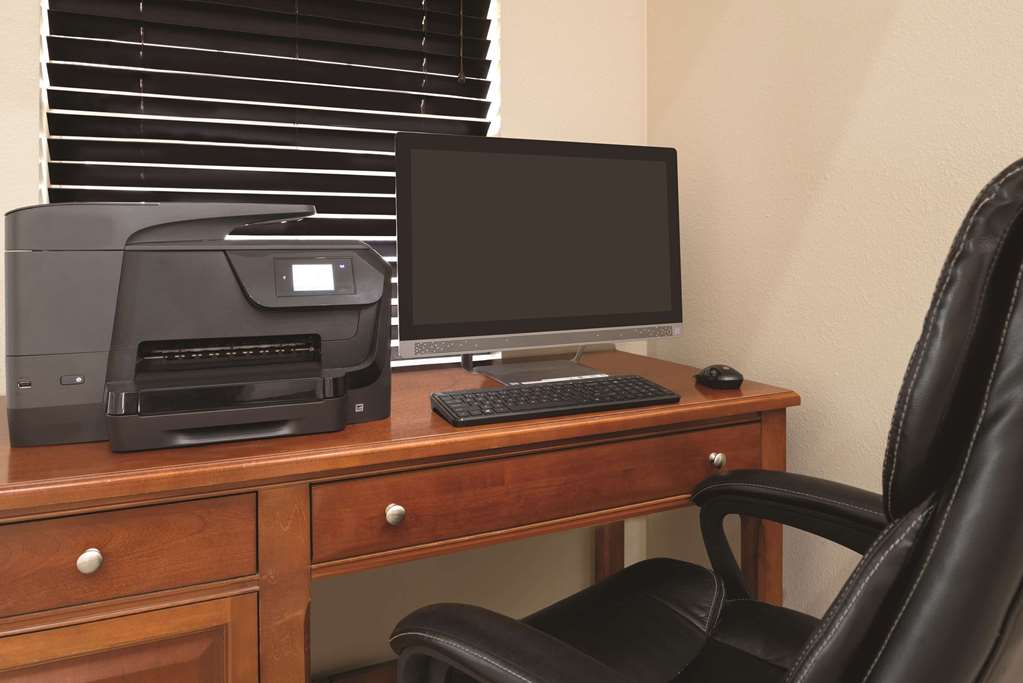 Country Inn & Suites by Radisson Waterloo IA - photo 21
