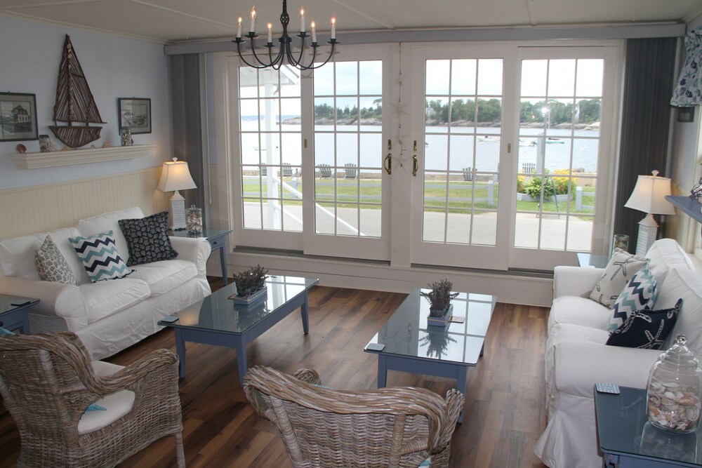 Bluebird Ocean Point Inn - photo 3