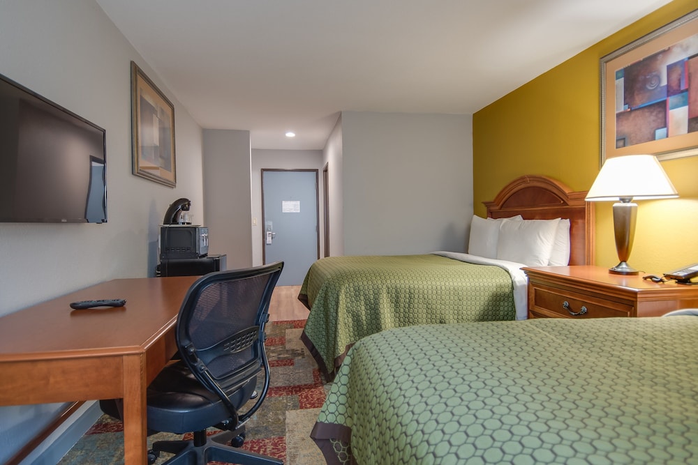 Americas Best Value Inn Hayward - photo 9