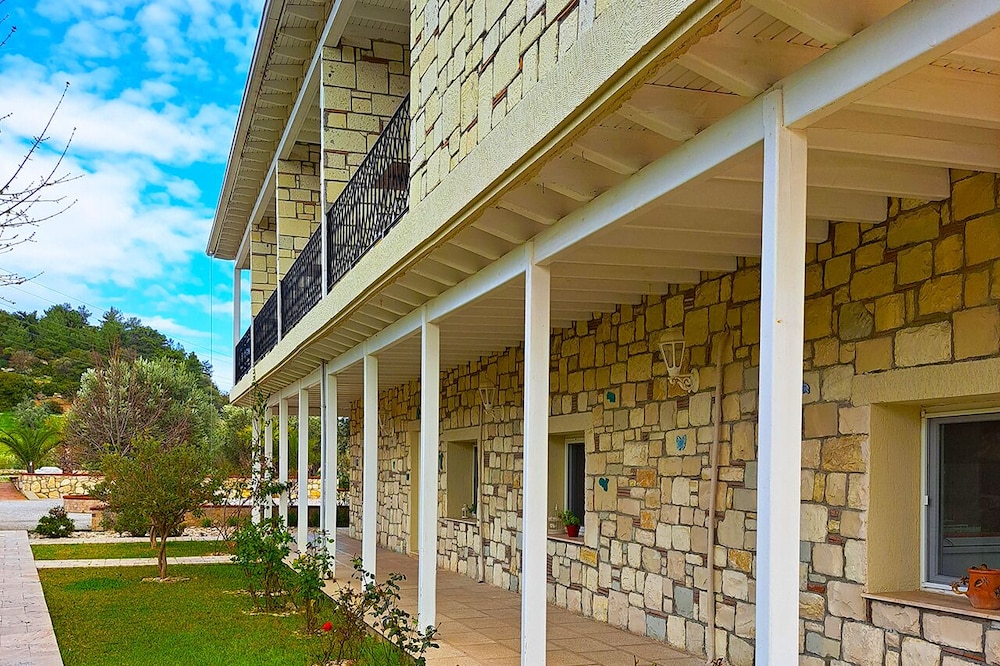 Otel Naturla Göl Evi in Urla, Turkey