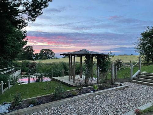 The Boutique Hotel — Faringdon — photo 3