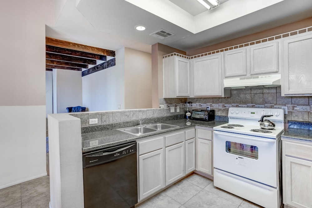 Lake Arrowhead Villas — 4-Star Luxury Hotel in Lake Arrowhead, United States