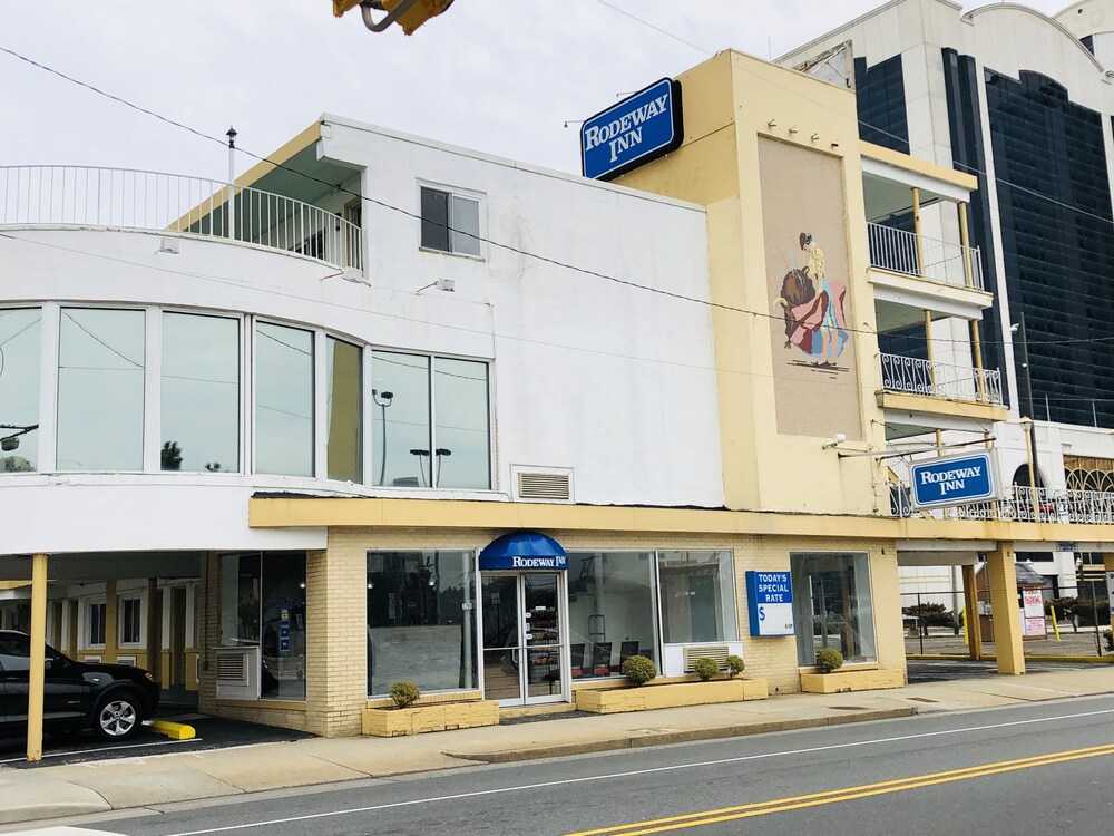 Rodeway Inn Oceanview - photo 23