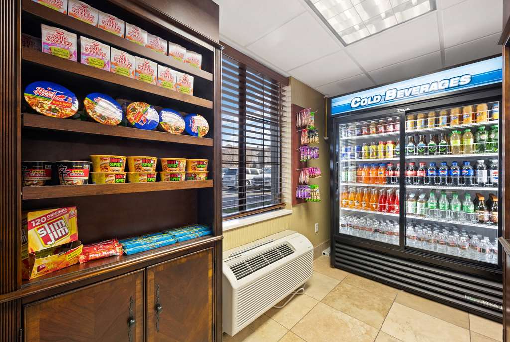 AmericInn by Wyndham Denver Airport - photo 32