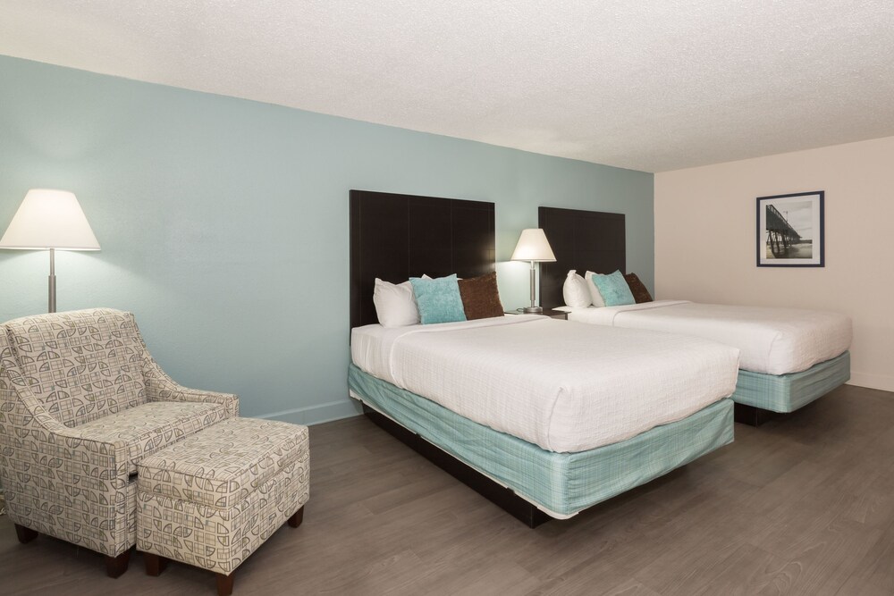 Carolinian Beach Resort by Oceana Resorts - photo 26