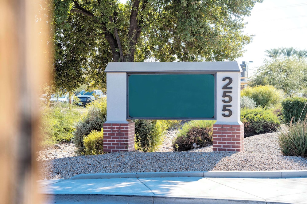 Baymont by Wyndham Chandler I 10 - photo 26