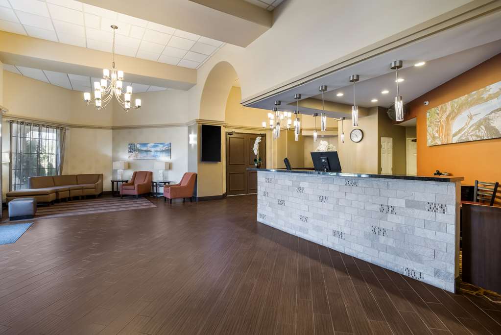 Best Western Escondido Hotel - photo 2