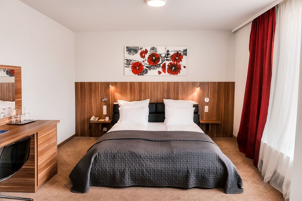 President Hotel — hotel in Timisoara