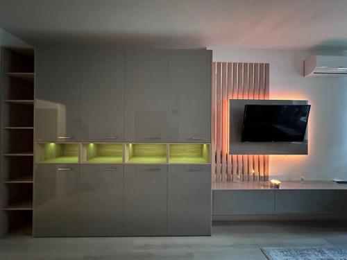 Cozy 1 bedroom apartment — 4-Star Luxury Hotel in Bucharest, Romania