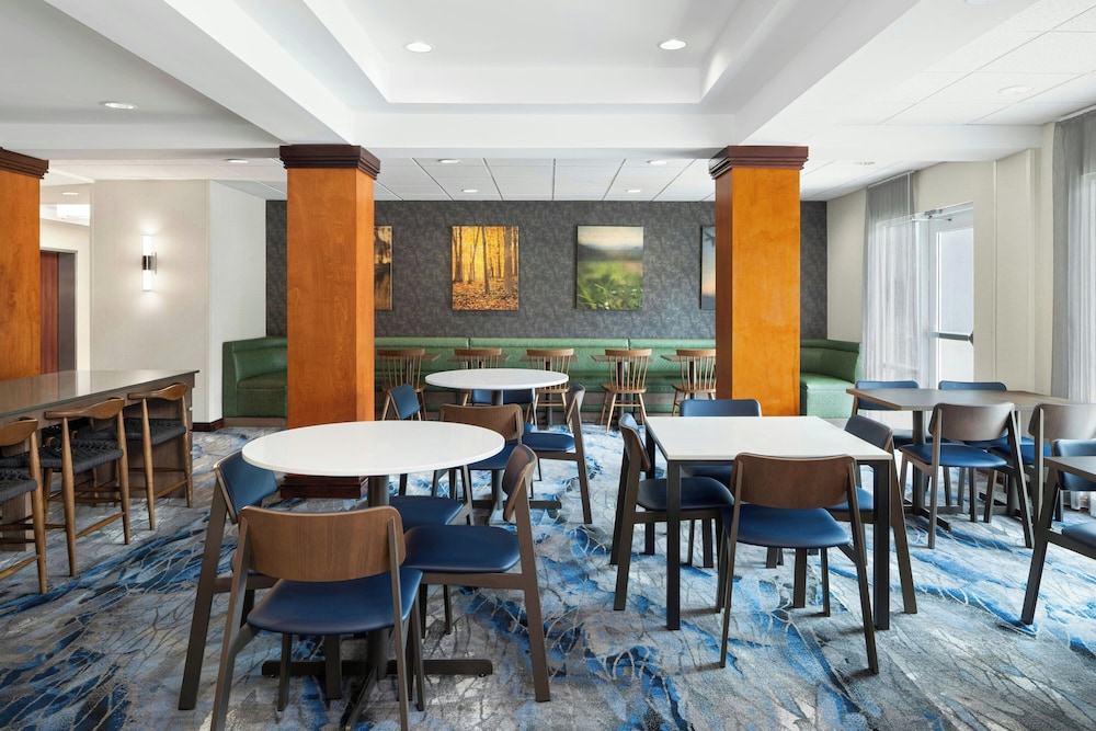 Fairfield Inn & Suites Marianna - photo 36