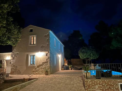 Family friendly house with a swimming pool Mundanije Rab 23393 — 4-Star Luxury Hotel in Rab, Croatia
