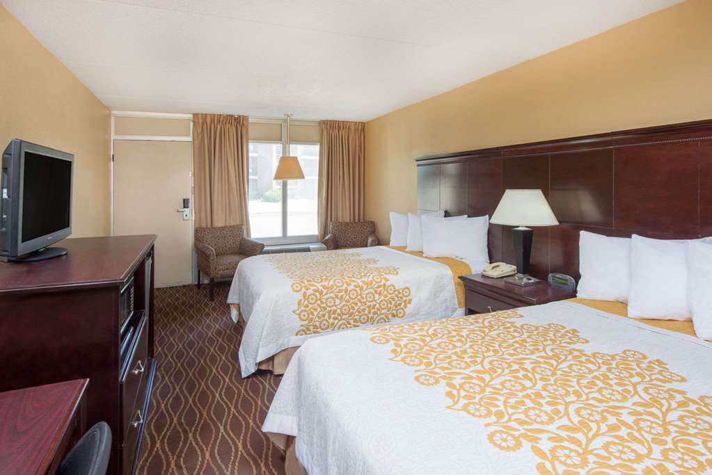 Days Inn by Wyndham Paducah I 24 Exit 4 - photo 7