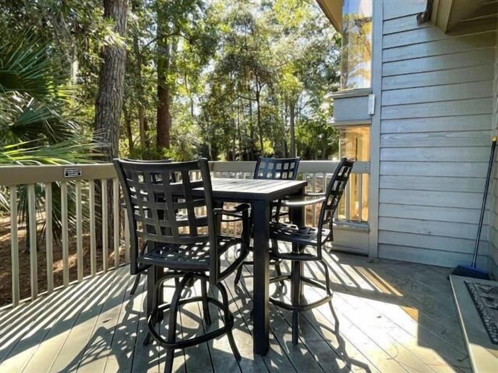 2437 Inland Harbour at The Sea Pines Resort - photo 9