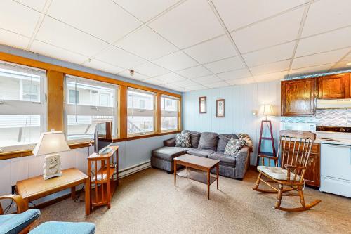 Shimmering Seaview — 4-Star Luxury Hotel in York, United States