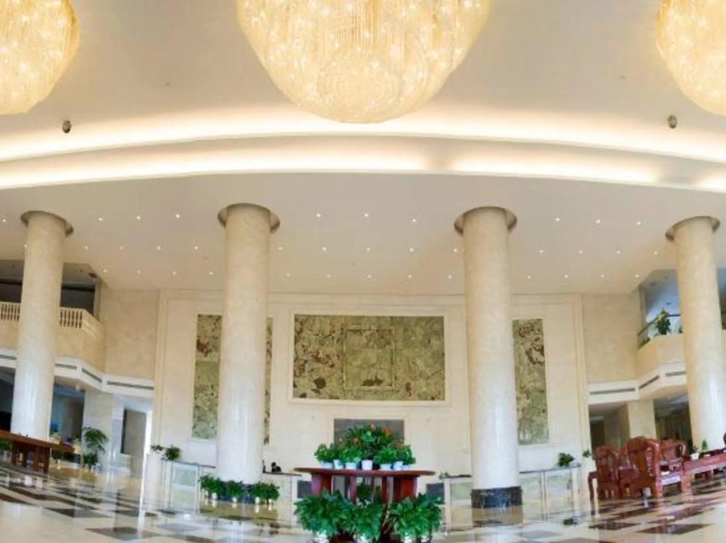 Wanhua International Hotel — hotel near Chenzhou Beihu Airport