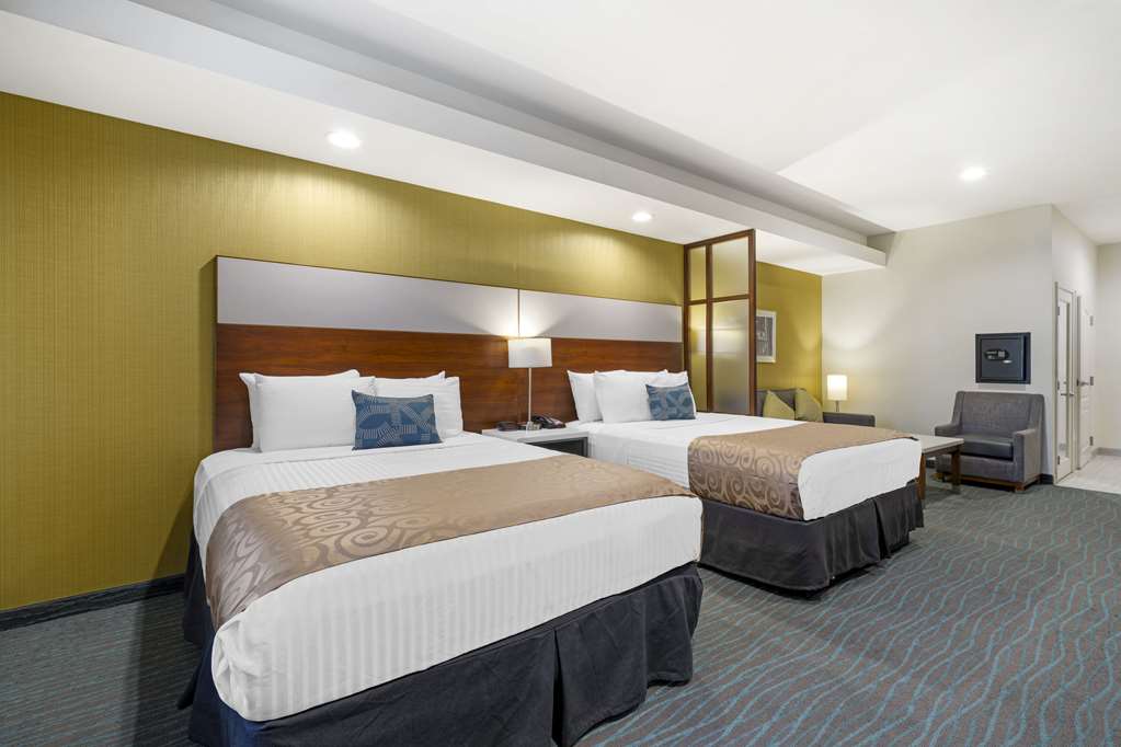 Best Western Plus Gardena Inn & Suites - photo 7