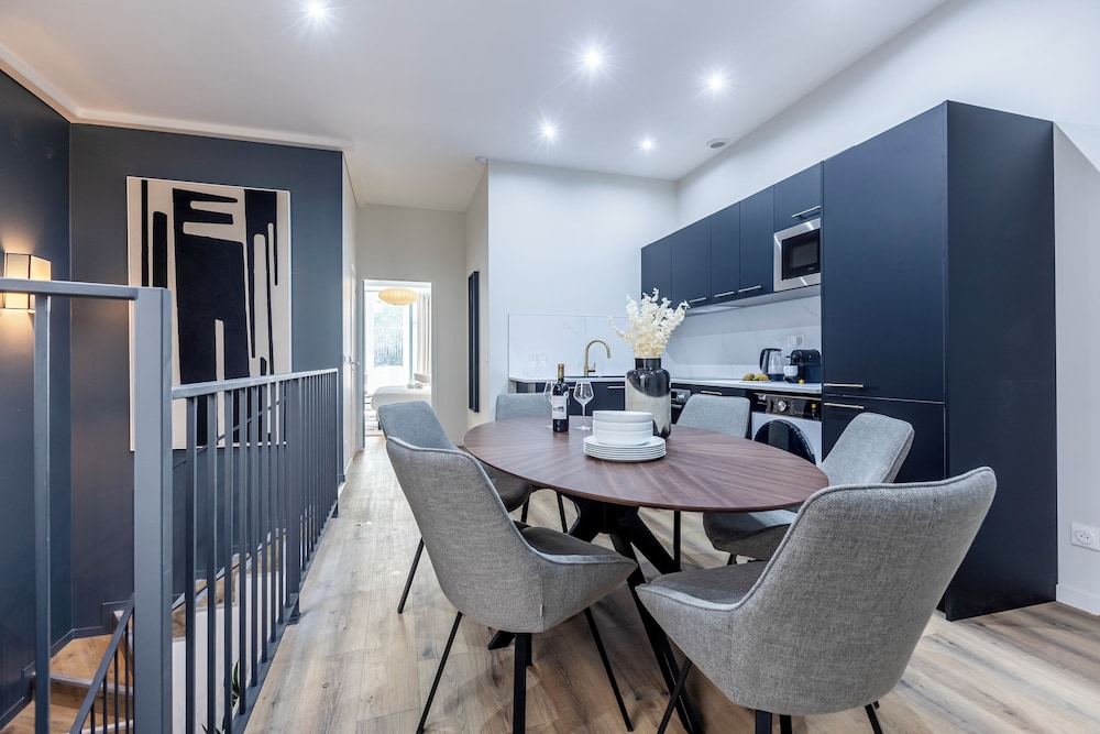 Saint Marc Résidence — 4-Star Luxury Hotel in Paris, France