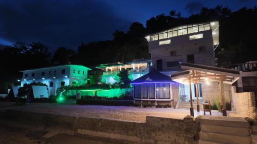 Beachfront Hostel — 5-Star Luxury Hotel in Boljoon, Philippines