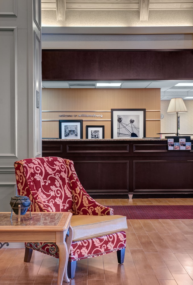 Hampton Inn & Suites Williamsburg Richmond Rd. - photo 5