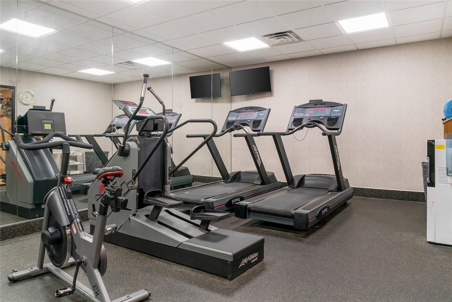 Quality Inn & Suites Monroe - photo 41