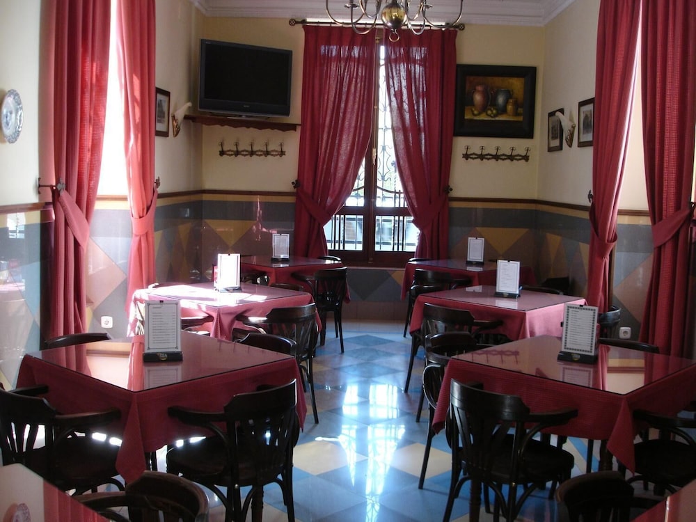 Hotel Villa Maria — Cabra