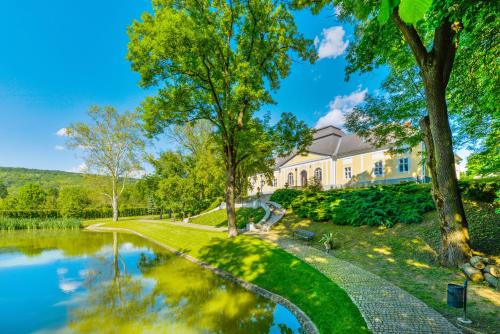 Prónay kastély - last minute hotel in Unknown City