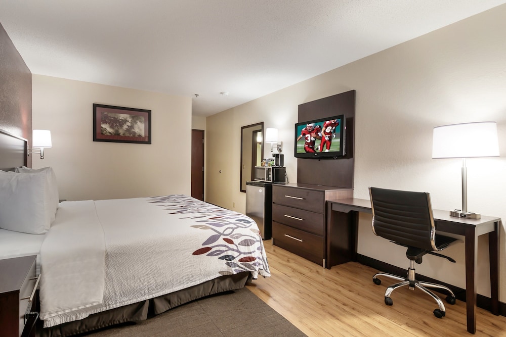 Red Roof Inn Auburn - photo 19