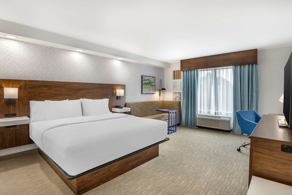 Hampton Inn Petersburg Fort Lee - photo 13
