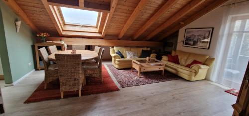 ciao aschau FeWo Bergsonne Kurtenbach — 4-Star Luxury Hotel in Aschau Im Chiemgau, Germany