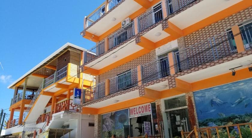Enjoy Hotel — hotel in Belize City