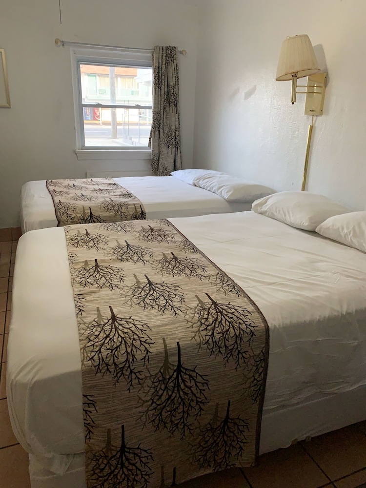 Sunshine Motel - photo 18