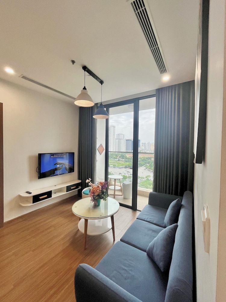 Luxury Condotel 2BR Vinhomes Skylake Keangnam Netflix free — 4-Star Luxury Hotel in Hanoi, Vietnam