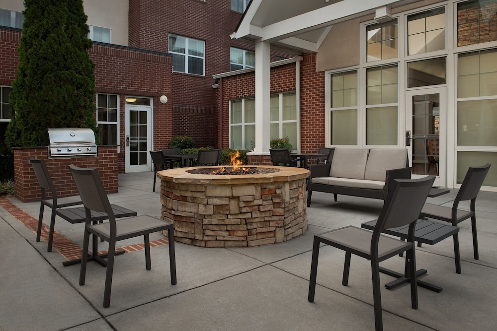 Residence Inn by Marriott Greensboro Airport - photo 36