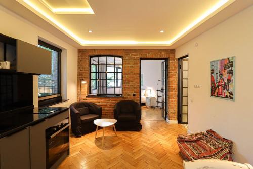Charming Little Brick House in Tbilisi By Wehost