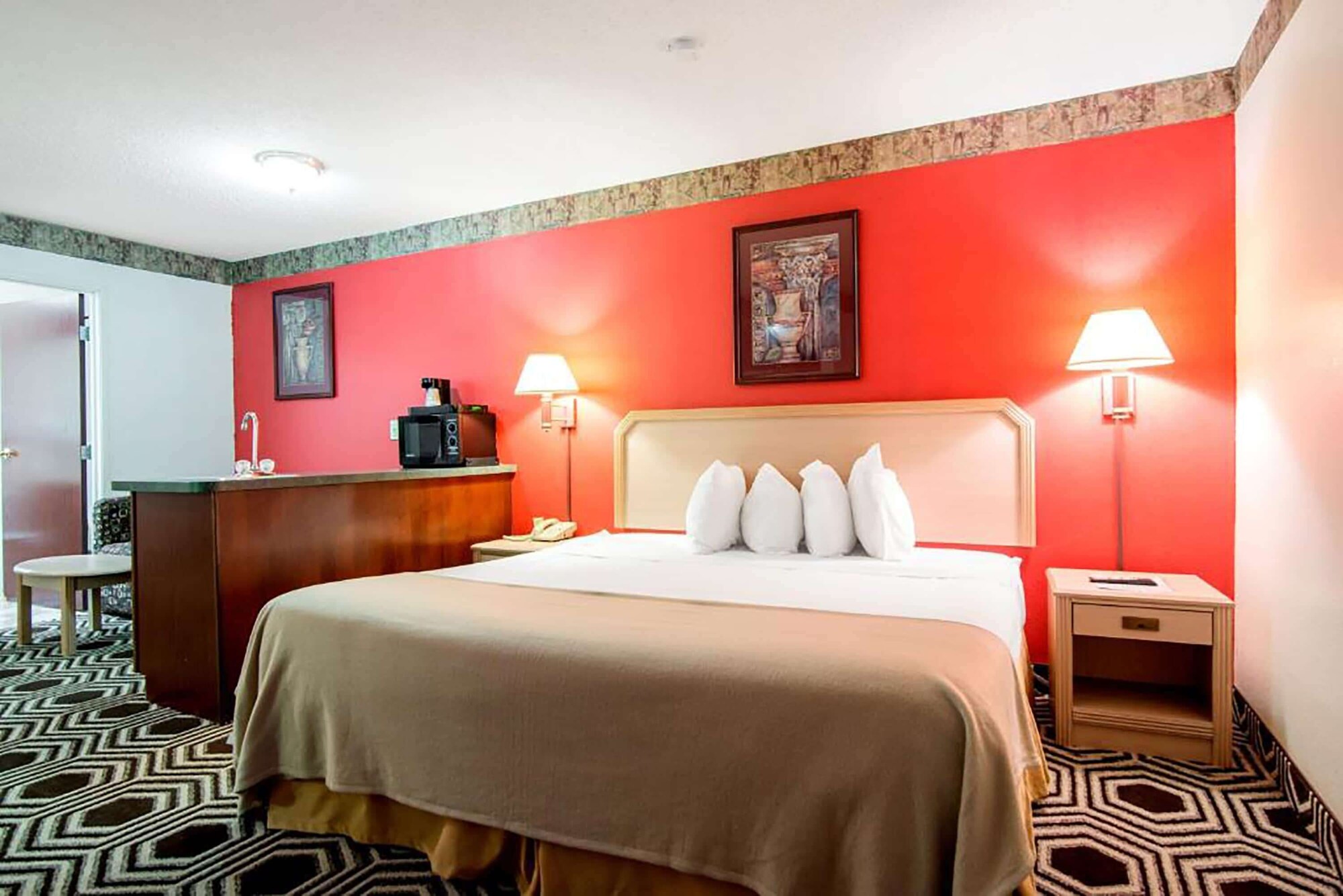 Days Inn by Wyndham Kentland - photo 4