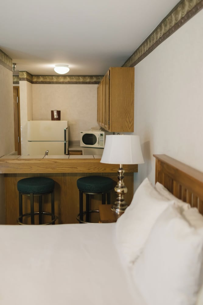 Friday Harbor Suites - photo 16