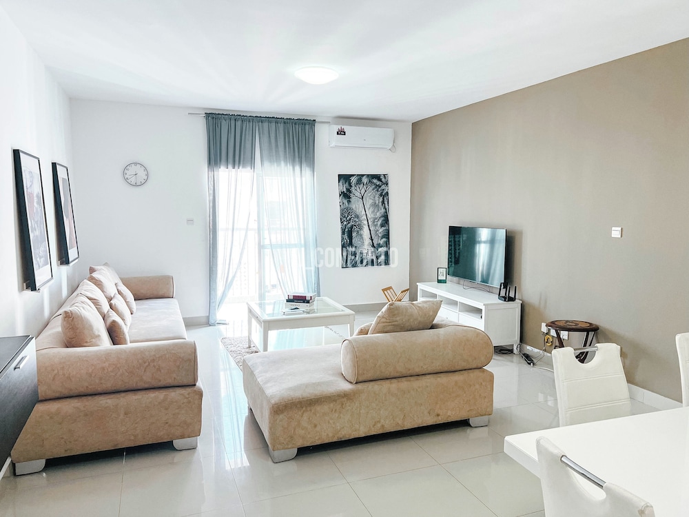 3 Bed Apartment Sleeps 6 Free Parking — 4-Star Luxury Hotel in Luanda, Angola