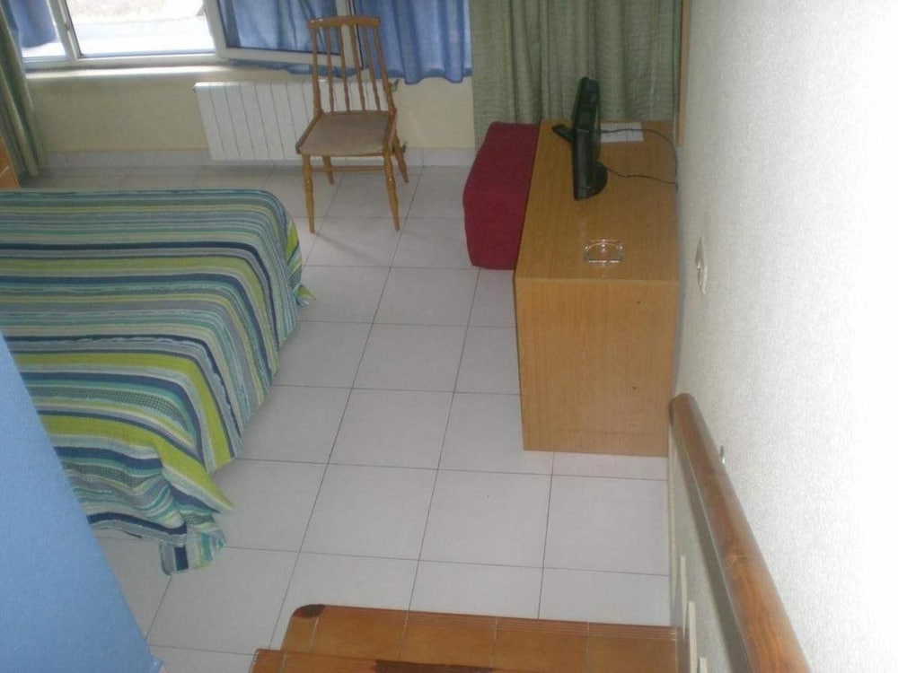 Hotel Viar — Cabezon De La Sal — photo 5