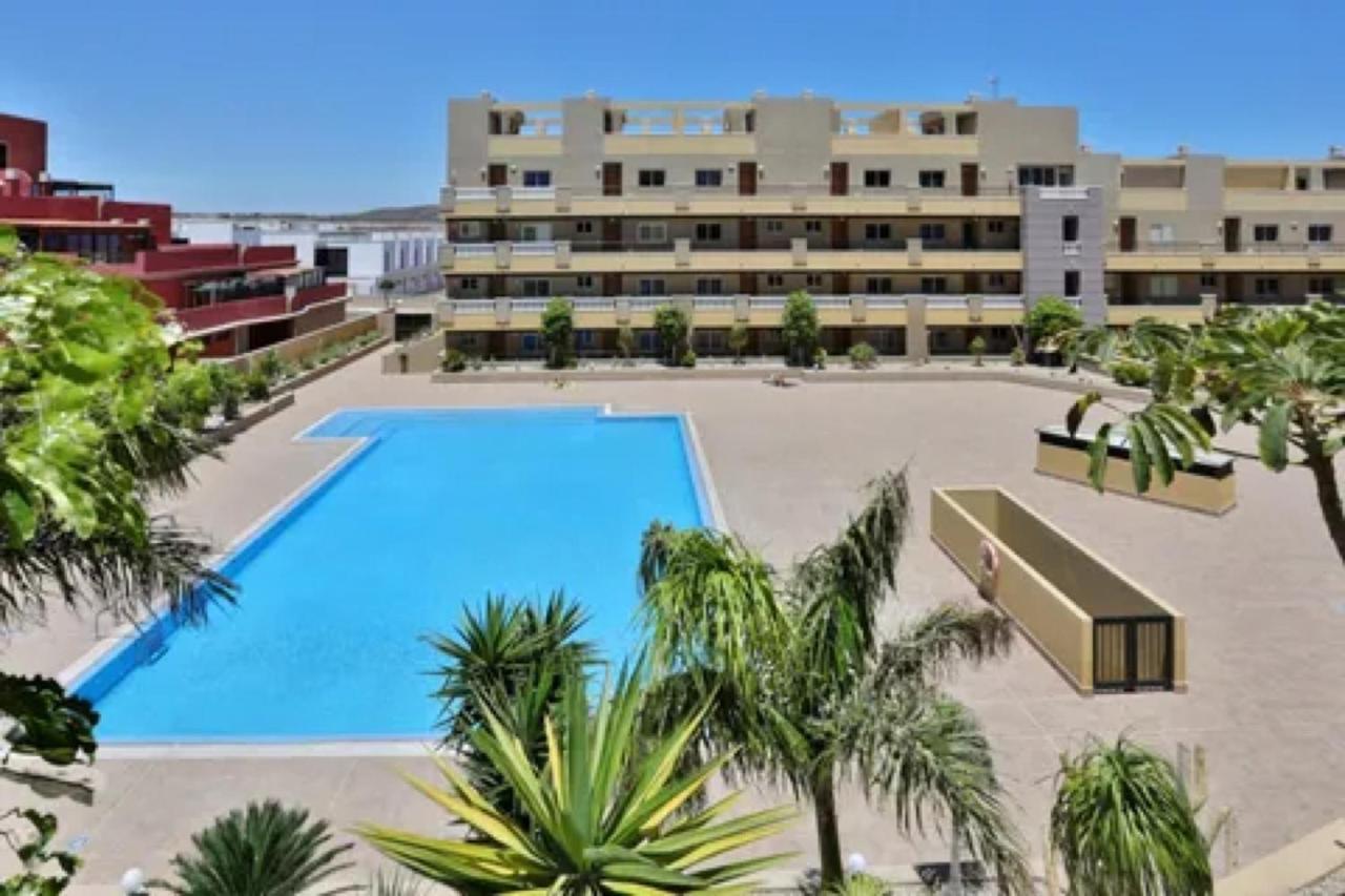 La Perla E35 en el Médano — 4-Star Luxury Hotel in Granadilla De Abona, Spain