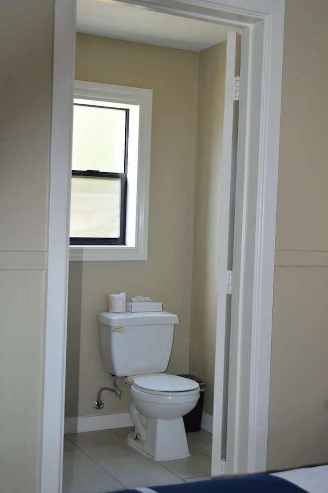 Travelodge by Wyndham Fort Bragg - photo 59