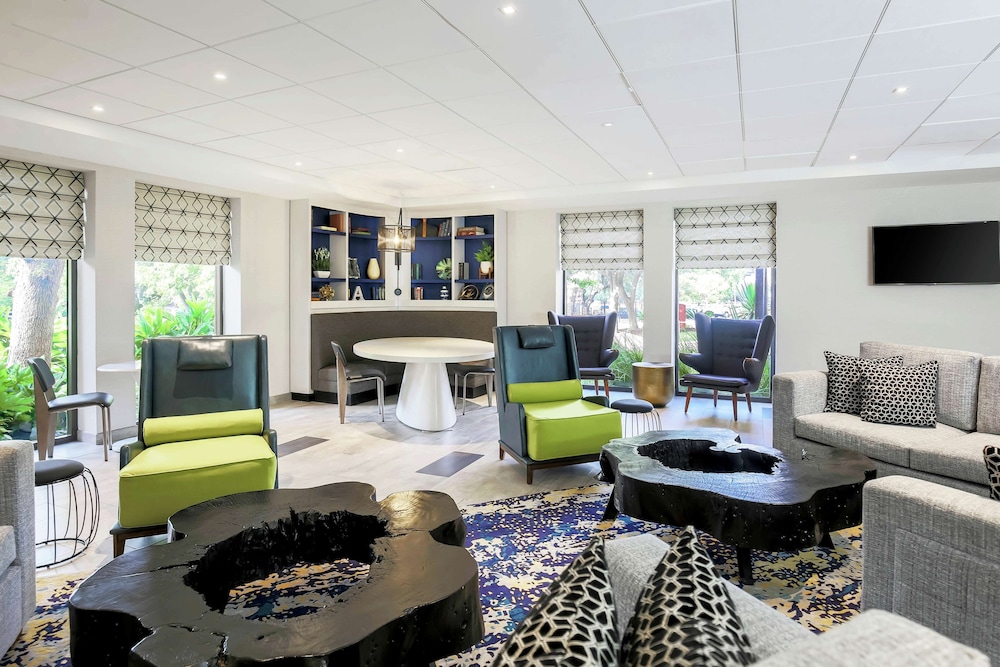 DoubleTree by Hilton Austin University Area - photo 7