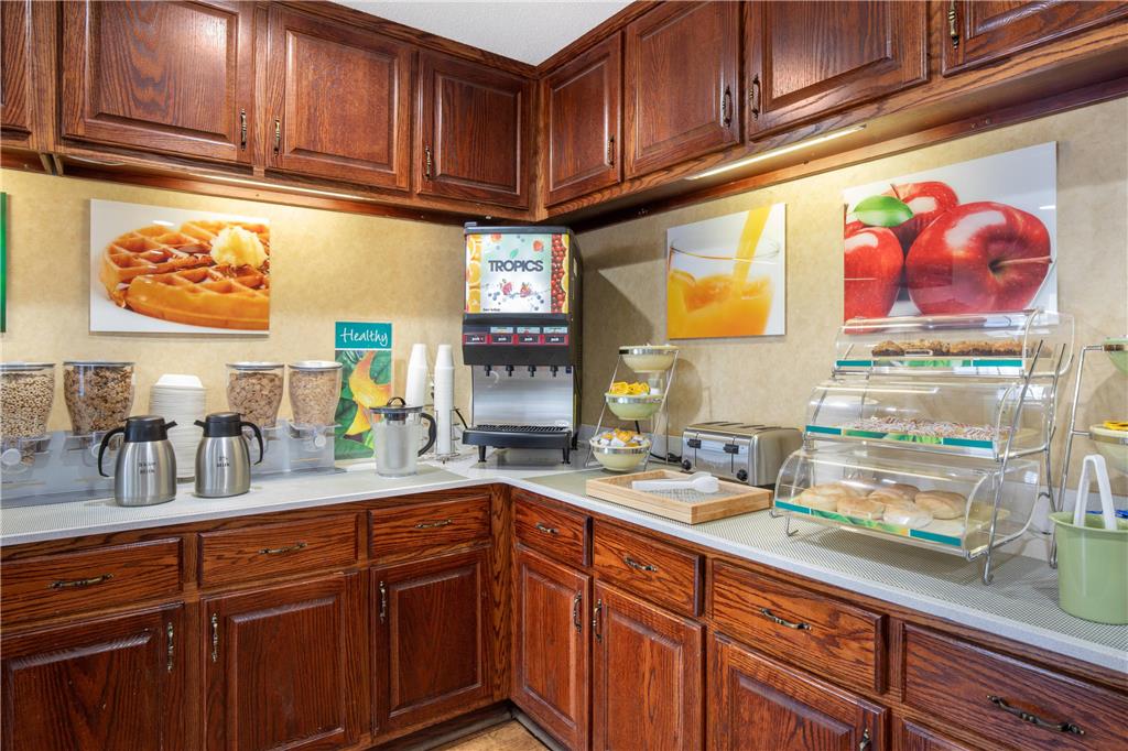 Quality Inn Cheraw - photo 25