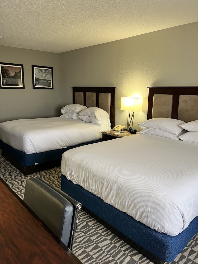DoubleTree By Hilton Hotel Augusta - photo 20