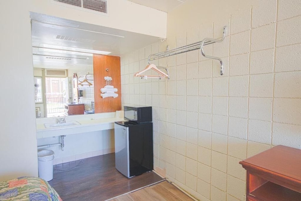 Centralia Motel - photo 14