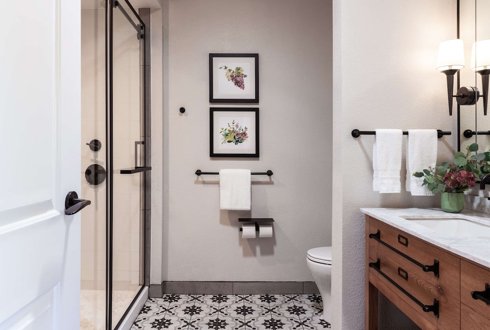 The Lodge at Healdsburg tapestry Collection by Hilton - photo 32